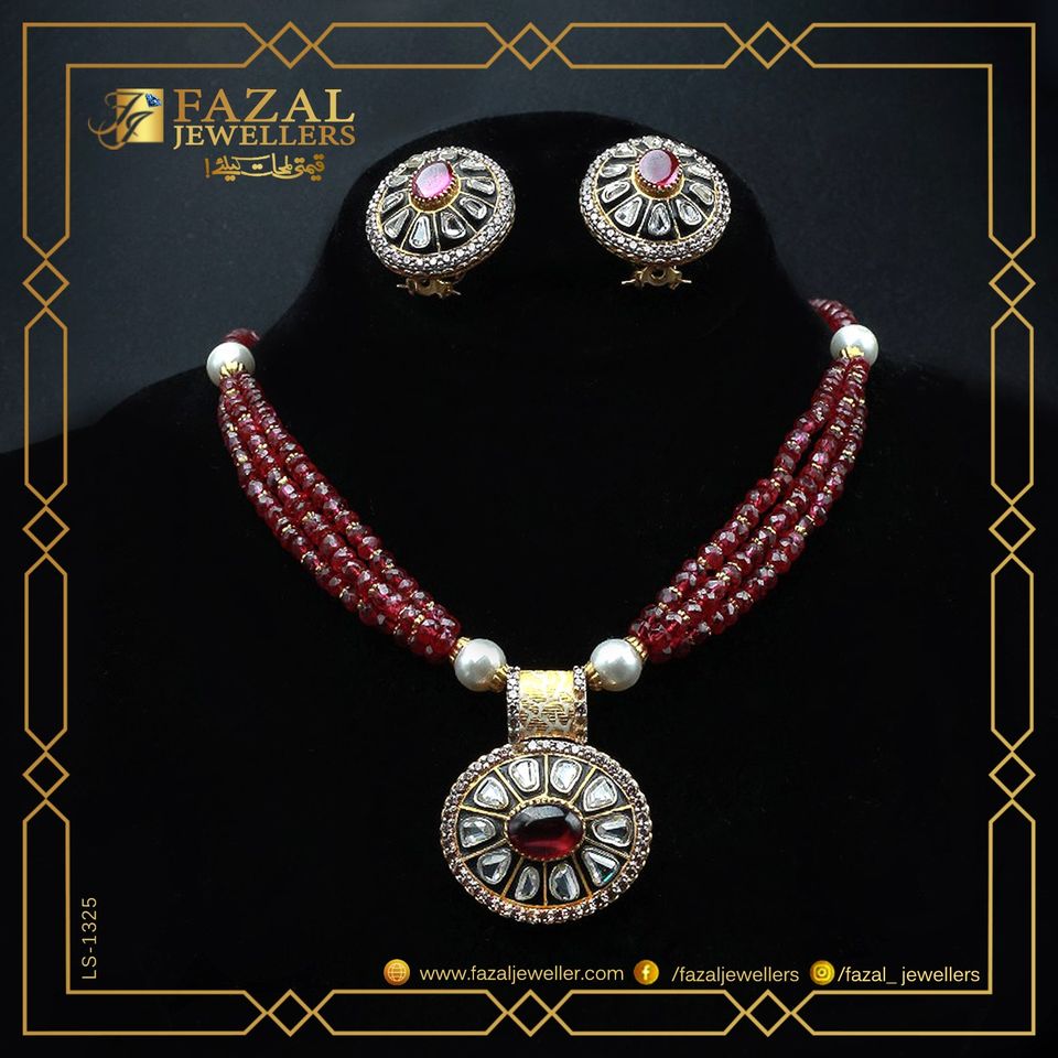 Diamond Locket Set Design 019 – Fazal Jewellers