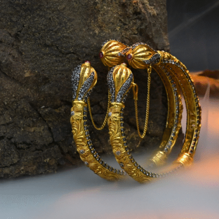 Gold Kara