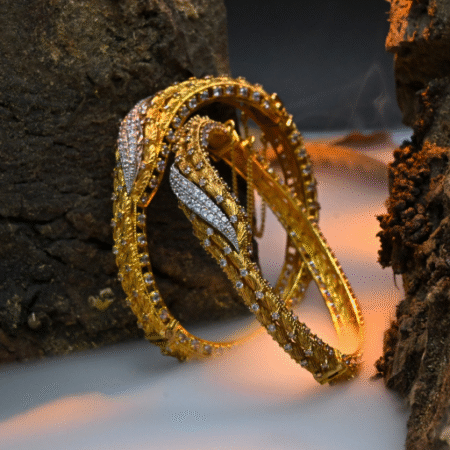 Gold Kara